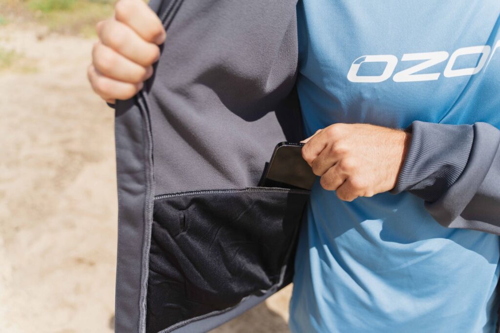Zip-Hoody-forge-grey3