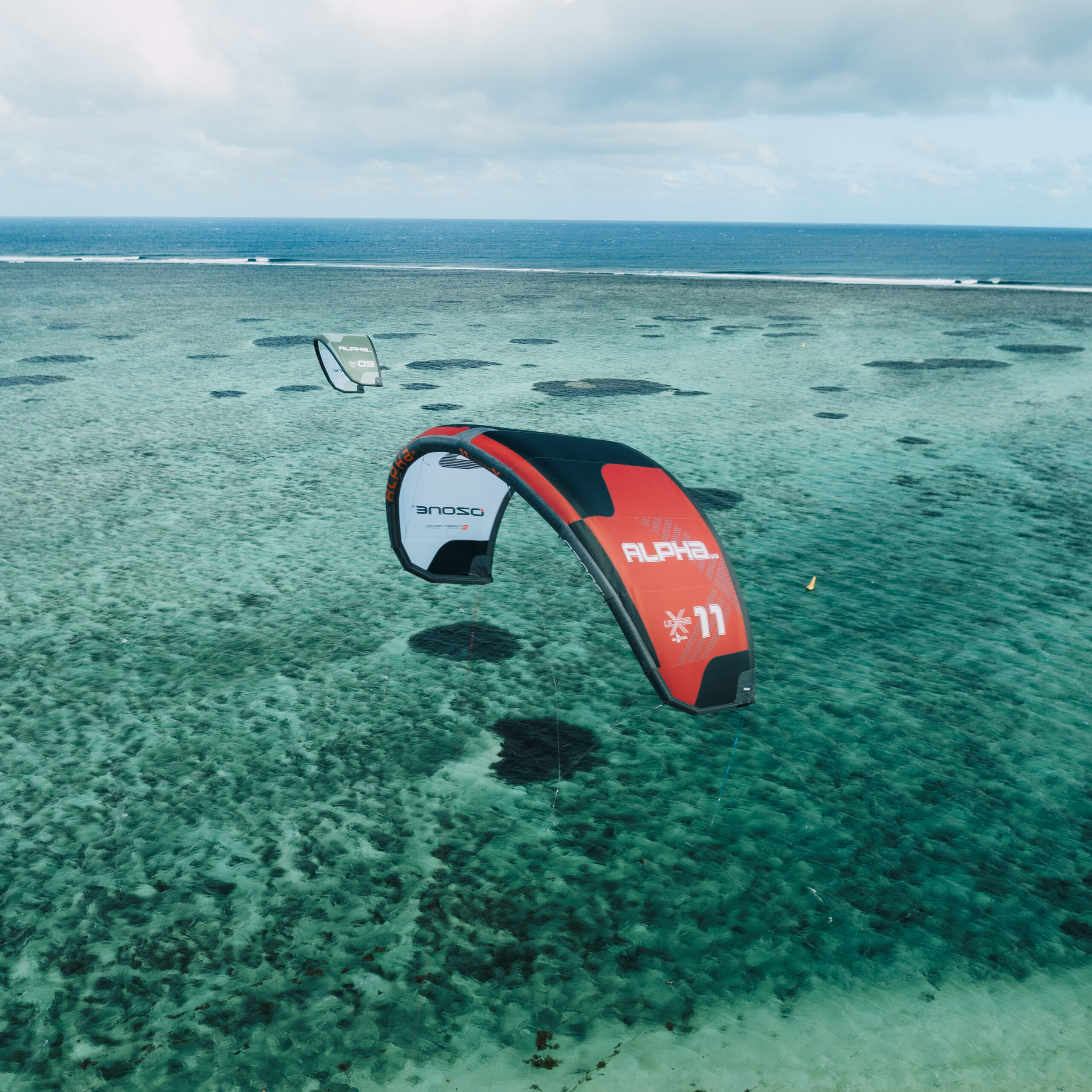 SUPER LIGHTWEIGHT ALL-ROUNDER, READY TO TAKE YOU EVERYWHERE
Our ultimate lightweight kite returns