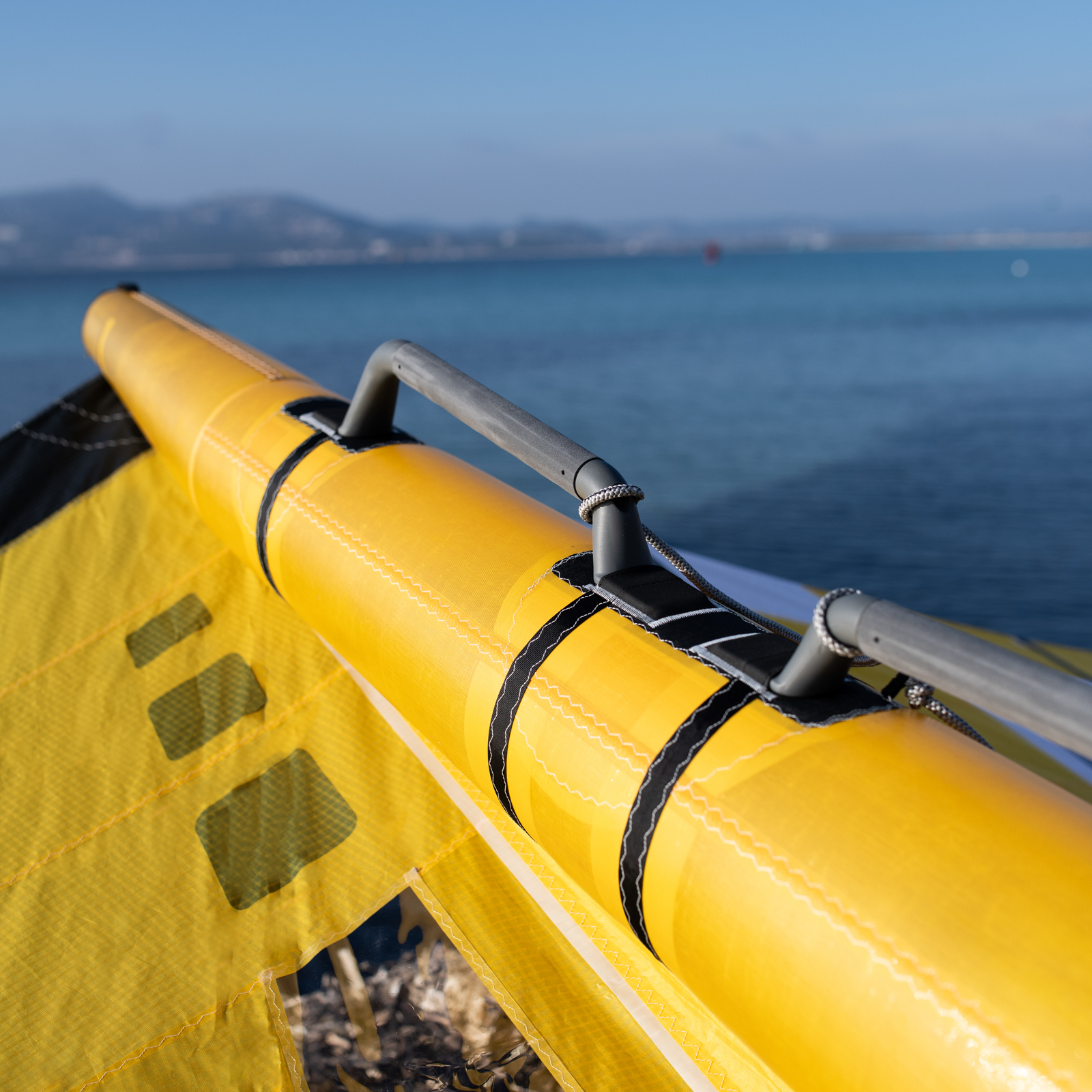 RIGID POWER HANDLES
Borrowed from our Flow wing, the Flux V2 Ultra-X features extended, EVA-covered 