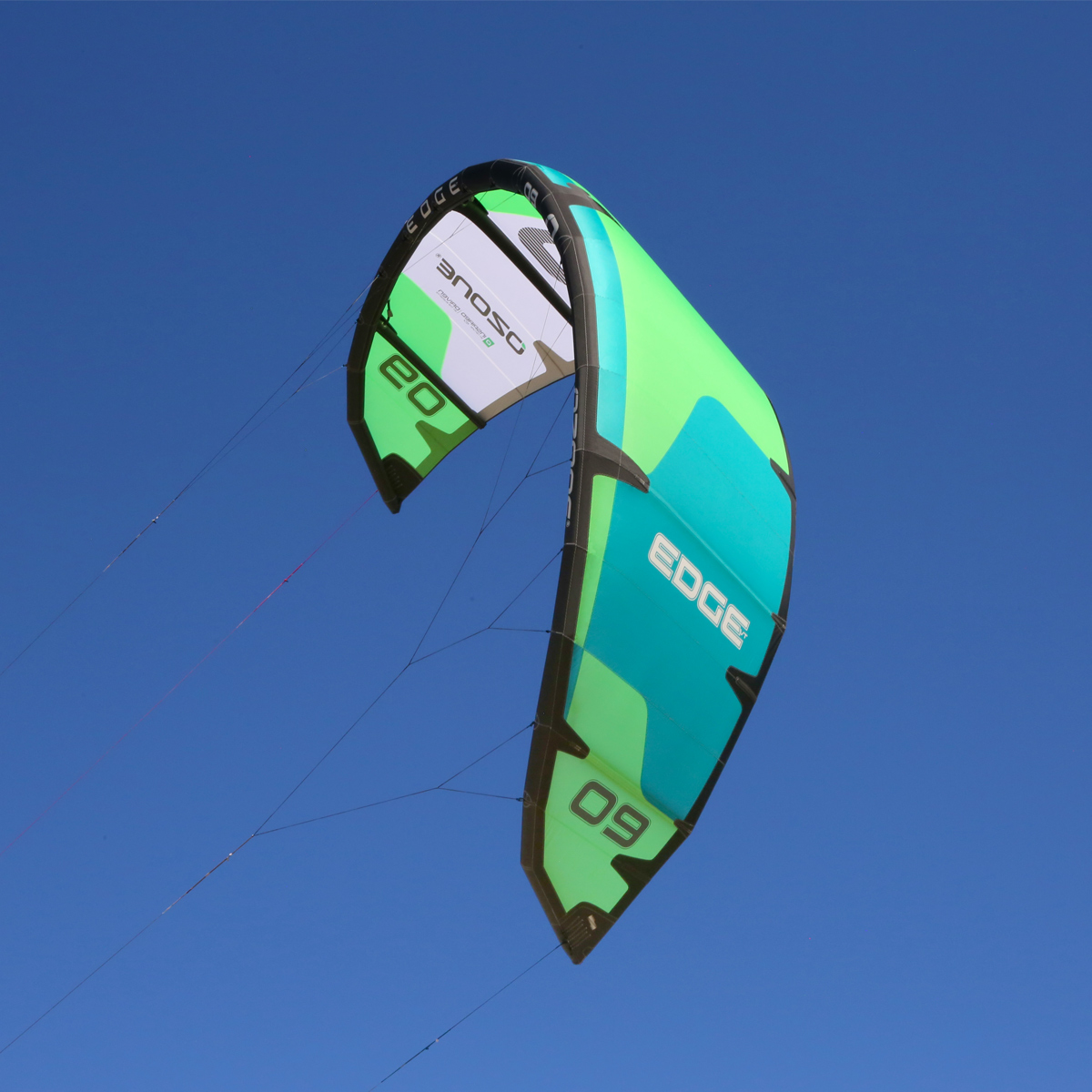 CANOPY
Teijin Technoforce triple ripstop canopy. At 55g it’s heavier than the lighter weight doubl