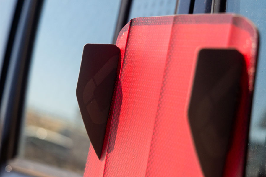 Injection moulded, highly durable fins