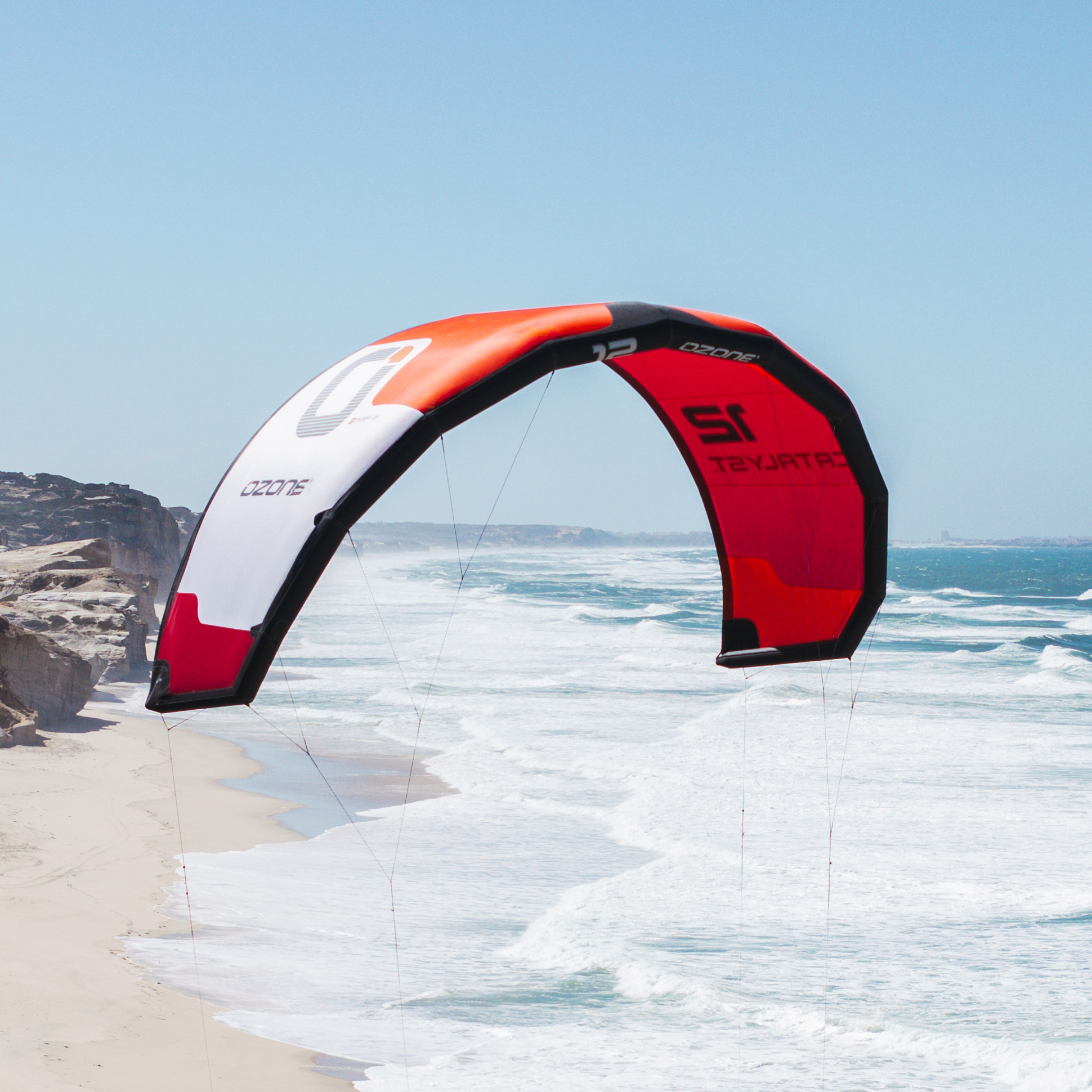 OPEN ARC DESIGN
The lightweight one strut design combined with an open arc shape delivers smooth pow