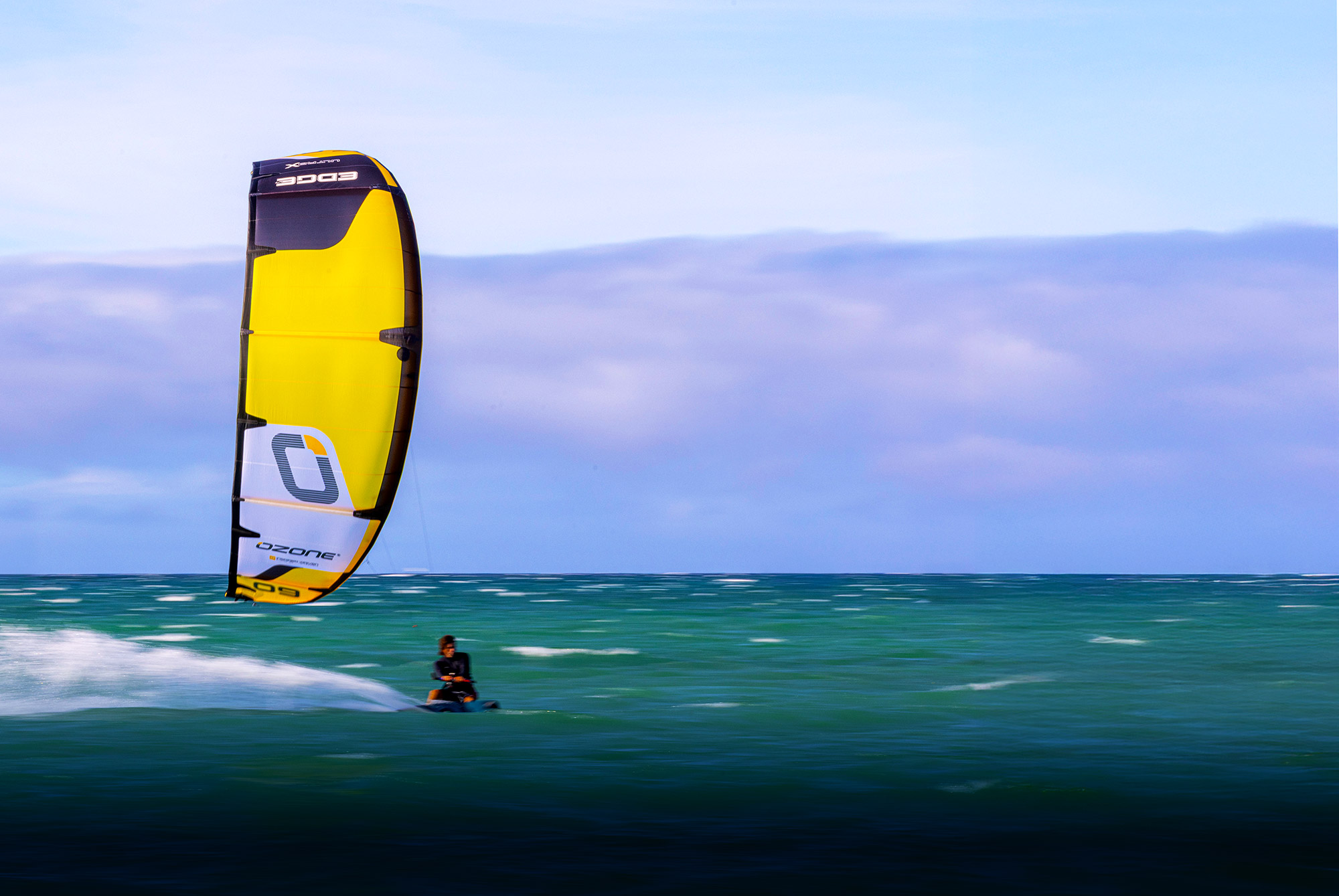 EDGE VT ULTRA-X
SUPERCHARGE EVERY BIG AIR SESSION

Forget limits. Normal rules don’t apply here.
T