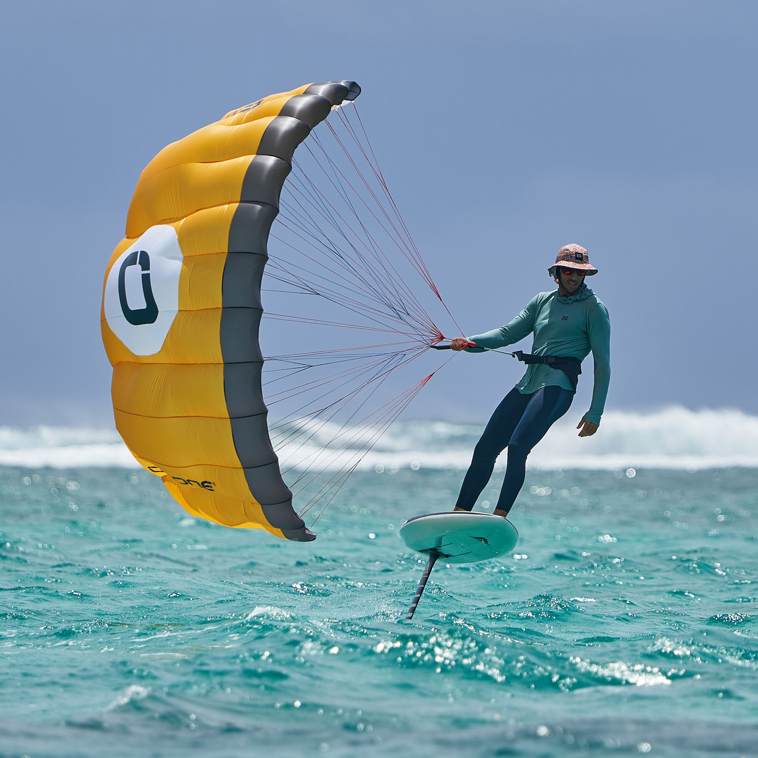Unlock the full potential of your parawing sessions
By offloading the wing’s power, our sliding ho