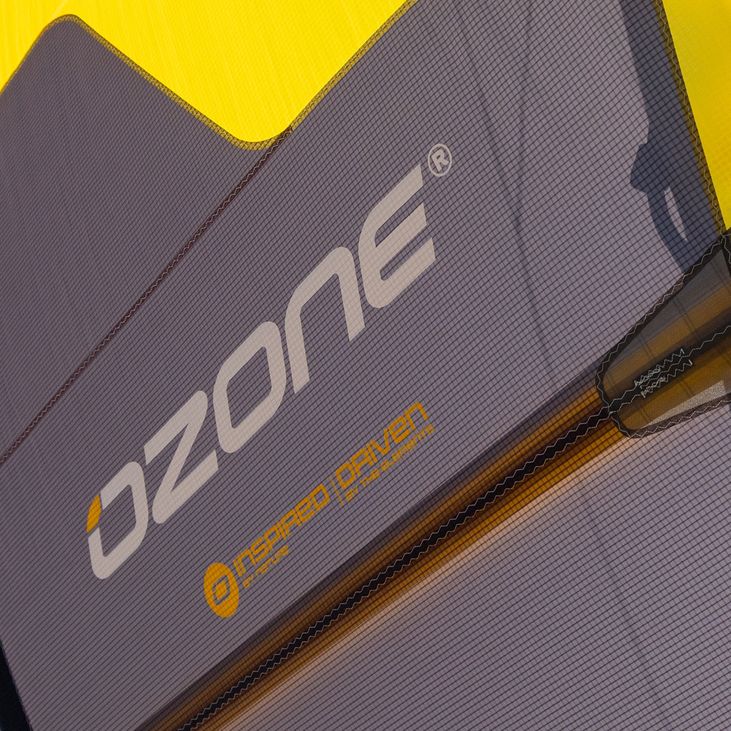 EXTRA LIGHTWIND FIREPOWER
Sizes 10m to 17m now feature our proven lighter weight double ripstop 46g 