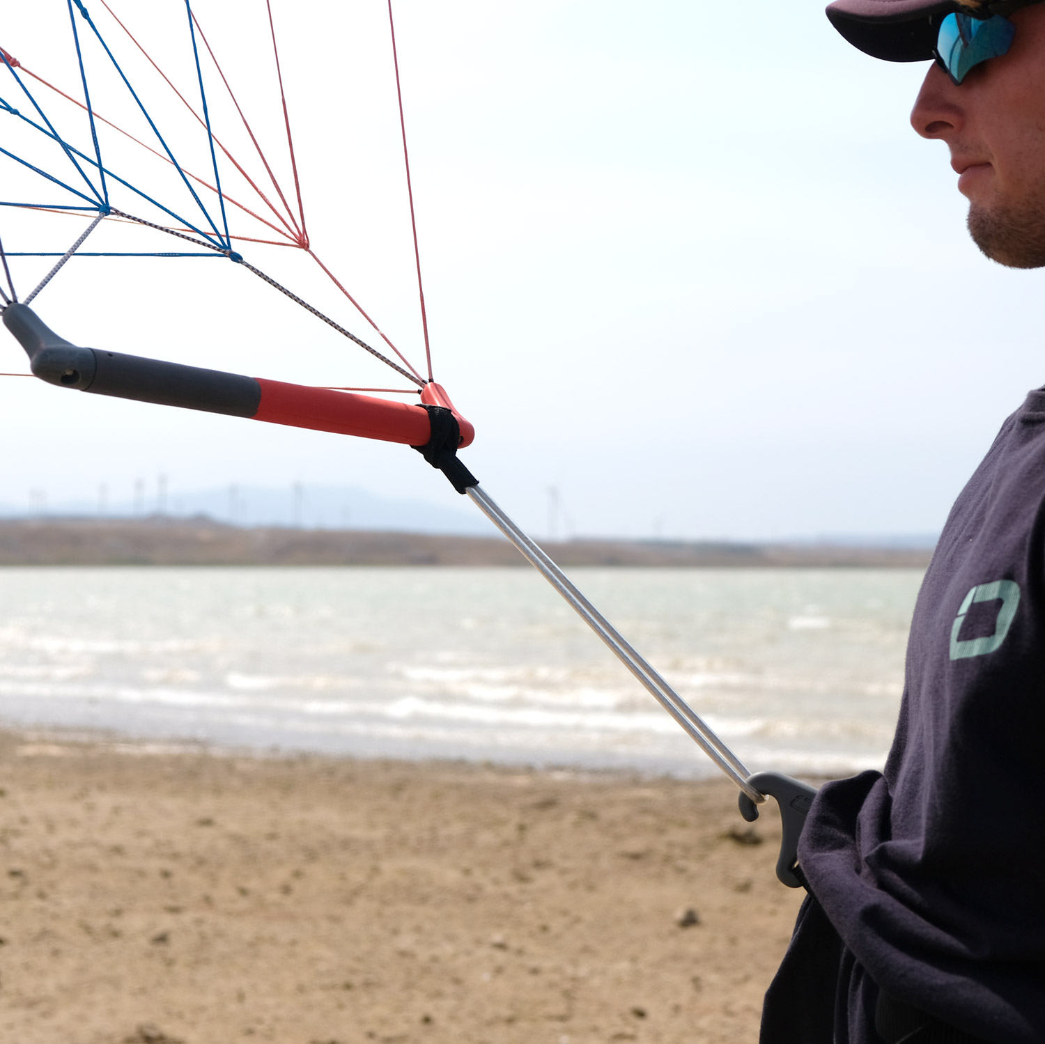 Why choose Single Attachment:

Instant pitch (angle of attack) control
Direct, responsive feedback f